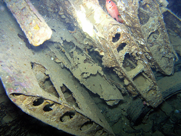 Thistlegorm, wings for airplanes