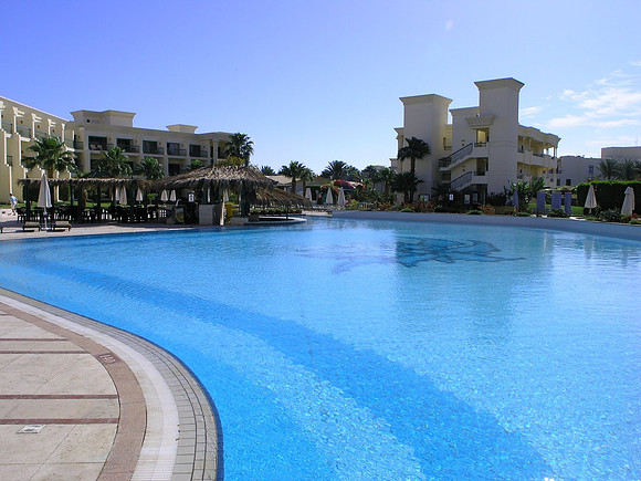 Hilton Resort Hurghada, swimming pool. Here we slept our last night after leaving the boat, off-gassing excess nitrogen after 20 dives.