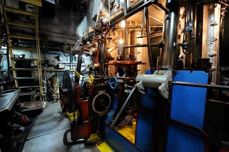 manouvering engine