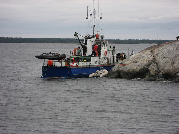 Live aboard diving boat "TAVI", based in Turku. Can accomodate up to 16 passengers, equipped with twin engines, compressor with Nitrox fills, kitchen, and sauna.