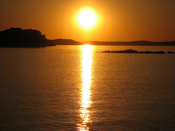 Sun sets on Baltc Sea