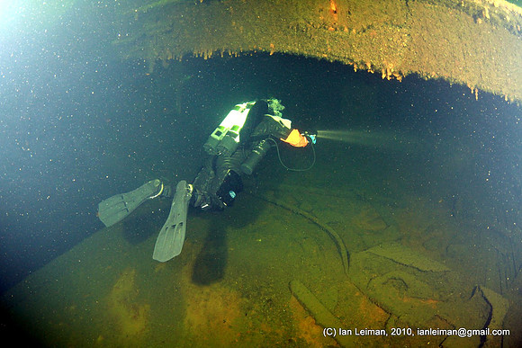 looking inside the cargo hold #4,