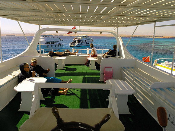 Sundeck of "Magued" 3 boat